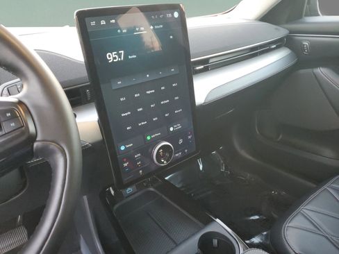 Used 2021 Ford Mustang Mach-E California Route 1 image 23