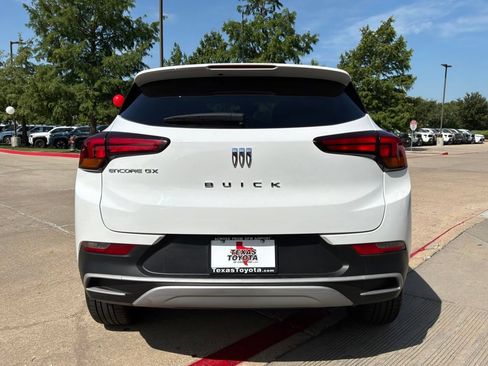 Used 2025 Buick Encore GX Preferred FWD image 7