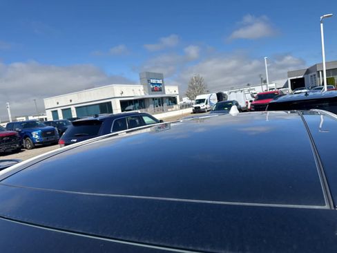 Used 2016 Ford Edge Titanium w/ Equipment Group 301A image 29