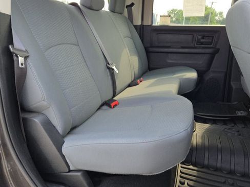 Used 2018 RAM 2500 Tradesman w/ Chrome Appearance Group AWD/4WD image 8