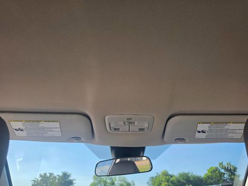 Used 2017 Toyota Corolla LE FWD image 42