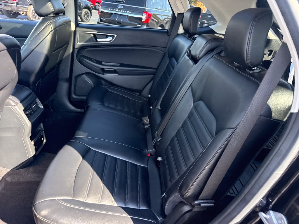 Used 2024 Ford Edge SEL w/ Convenience Package AWD/4WD image 17