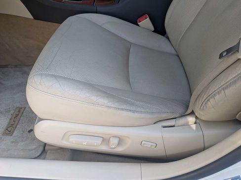 Used 2011 Lexus ES 350 FWD image 17