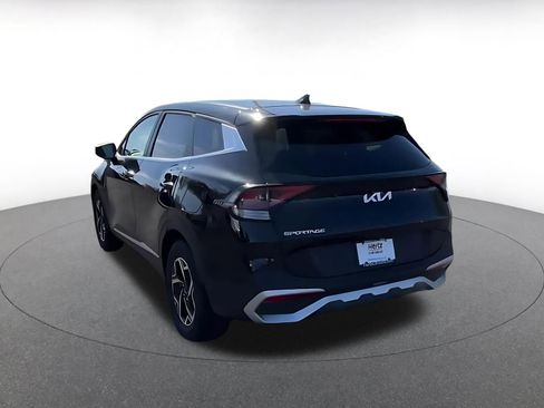 Used 2025 Kia Sportage LX image 11