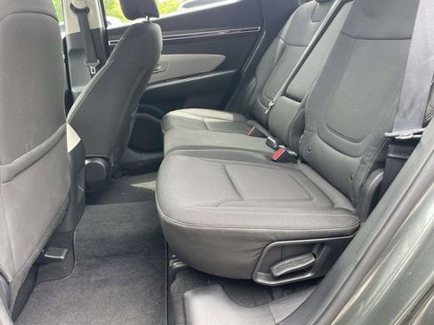 Used 2023 Hyundai Tucson SE FWD image 9