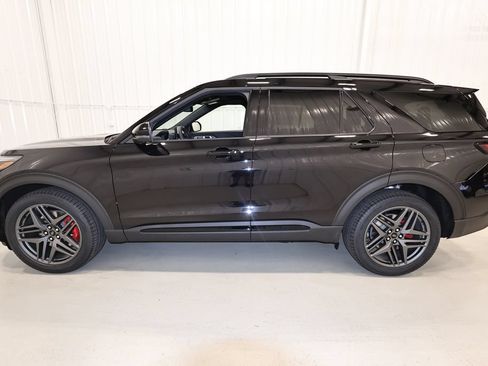 New 2026 Ford Explorer ST w/ Sun And Sound Package AWD/4WD image 6
