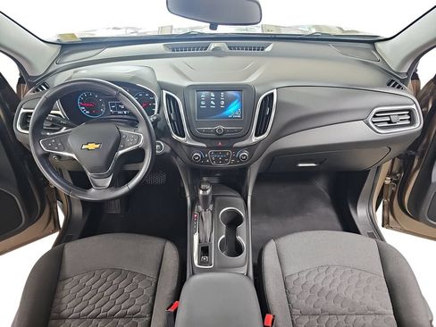 Used 2018 Chevrolet Equinox LT AWD/4WD image 11