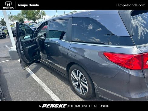 Used 2024 Honda Odyssey Touring image 1