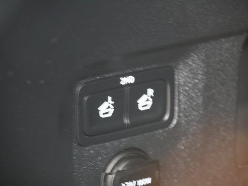 Used 2023 Kia Telluride S w/ S Sunroof Package image 11