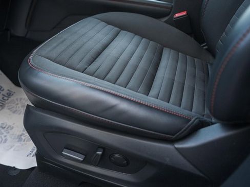 Used 2025 Ford Explorer ST-Line w/ ST-Line Street Pack image 37