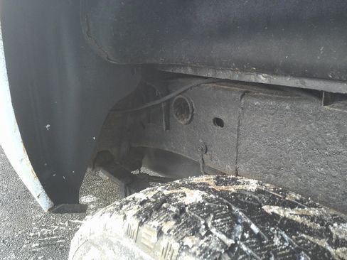 Used 2010 GMC Sierra 2500 W/T w/ Snow Plow Prep Package image 11