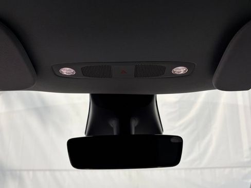 Used 2022 Tesla Model Y Performance AWD/4WD image 41