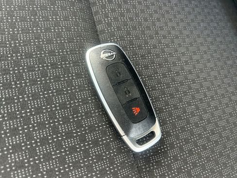 Used 2025 Nissan Kicks S AWD/4WD image 35