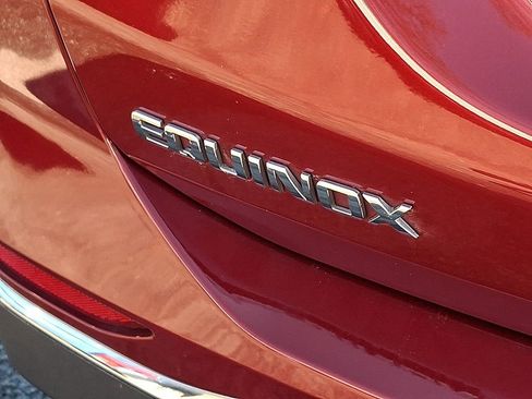 Used 2019 Chevrolet Equinox LT image 30