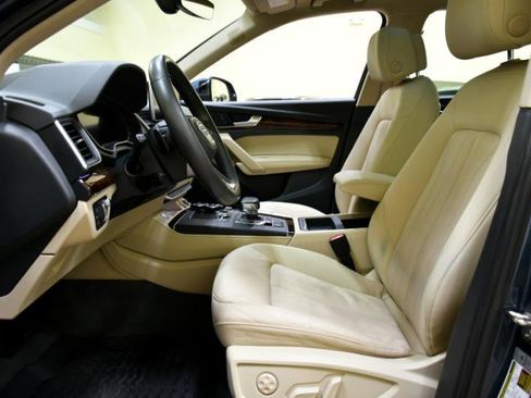 Used 2018 Audi Q5 Prestige w/ Prestige Package image 15