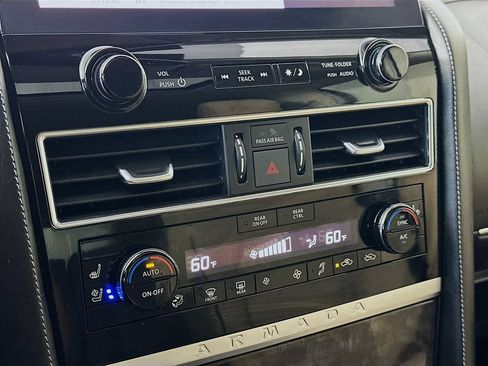 Used 2024 Nissan Armada Platinum AWD/4WD image 18