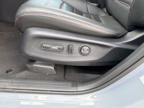Used 2025 Honda CR-V Sport-L image 12