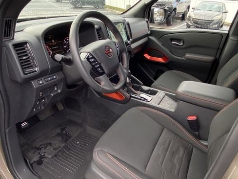 Used 2023 Nissan Frontier PRO-4X w/ Pro Convenience Package image 13