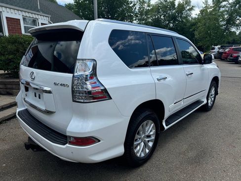 Used 2014 Lexus GX 460 w/ Premium Package AWD/4WD image 12