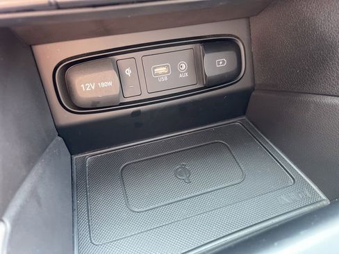 Used 2019 Hyundai Santa Fe Limited w/ Cargo Package image 35