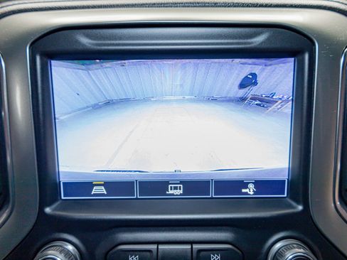 Used 2021 Chevrolet Silverado 1500 LTZ w/ LTZ Premium Package image 17