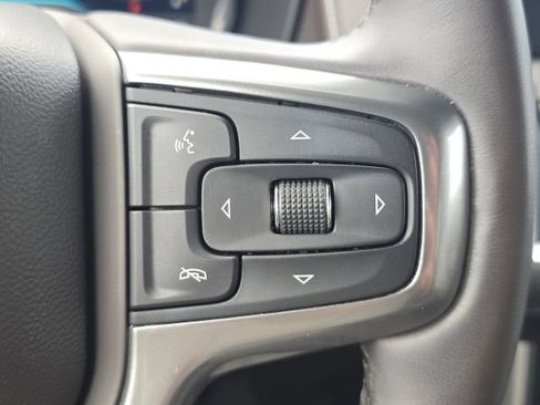 Used 2023 Chevrolet Tahoe Z71 w/ Z71 Off-Road Package AWD/4WD image 32