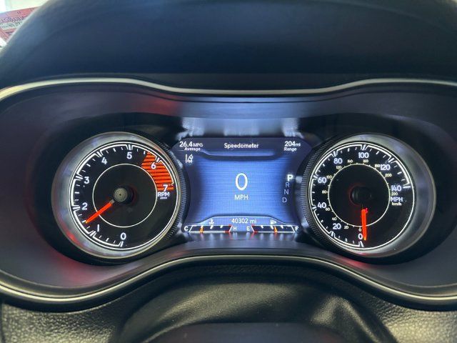 Used 2022 Jeep Cherokee Latitude Lux w/ Mopar Interior Package AWD/4WD image 17