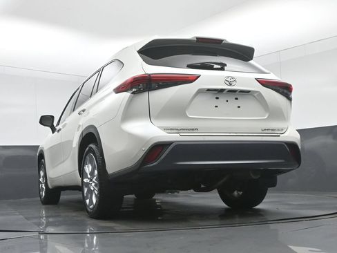Used 2021 Toyota Highlander Limited AWD/4WD image 69