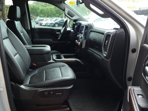 Used 2022 GMC Sierra 1500 SLT w/ SLT Premium Plus Package AWD/4WD image 29
