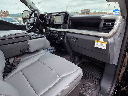 New 2026 Ford F250 XL w/ XL Driver Assist Package AWD/4WD image 16