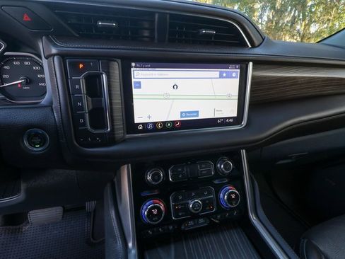 Used 2021 GMC Yukon XL Denali w/ Denali Ultimate Package image 20