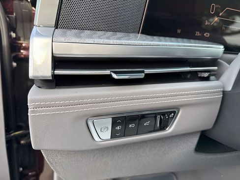 New 2025 Cadillac Escalade IQ Sport 1 w/ LPO, ONYX Package image 19