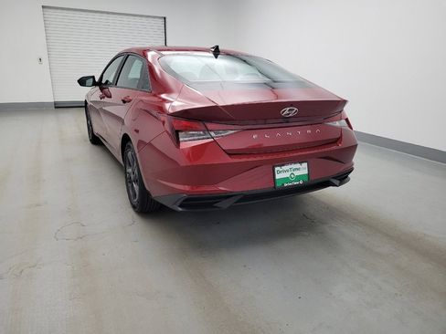 Used 2023 Hyundai Elantra SEL FWD image 6
