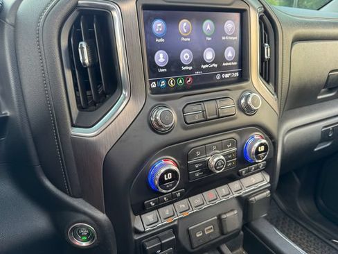Used 2020 GMC Sierra 2500 Denali w/ Denali Ultimate Package AWD/4WD image 13