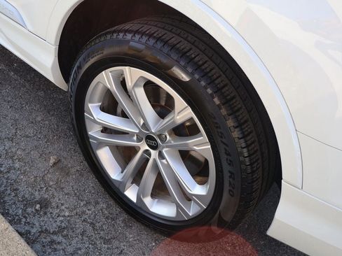 Used 2025 Audi Q7 3.0T Premium Plus AWD/4WD image 10