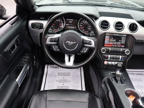 Used 2015 Ford Mustang Premium image 9