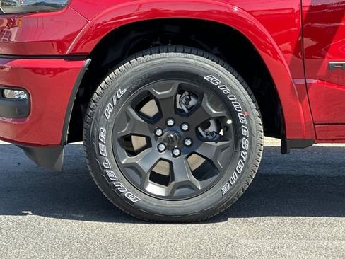 New 2026 RAM 1500 4x4 Crew Cab image 24