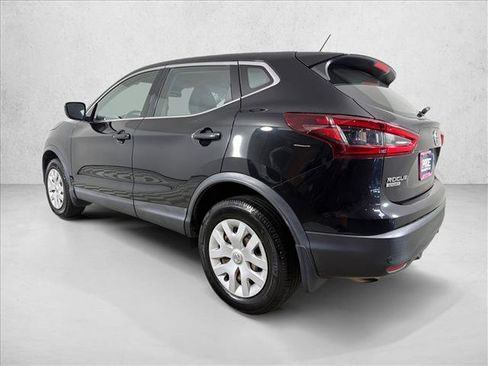 Used 2020 Nissan Rogue Sport S FWD image 5