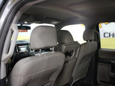 Used 2015 Ford F150 XLT w/ Equipment Group 302A Luxury AWD/4WD image 10