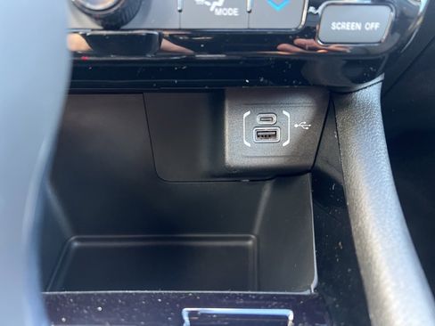 New 2026 Jeep Compass Limited image 30