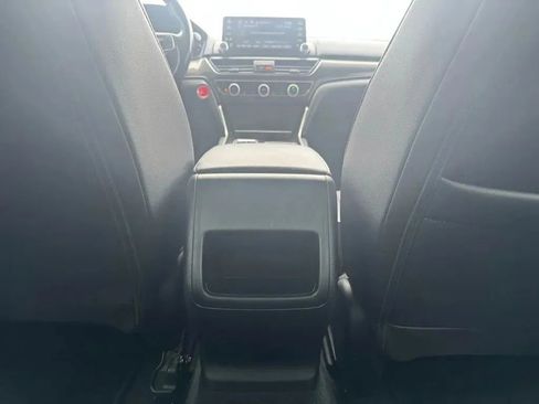 Used 2022 Honda Accord Sport image 27