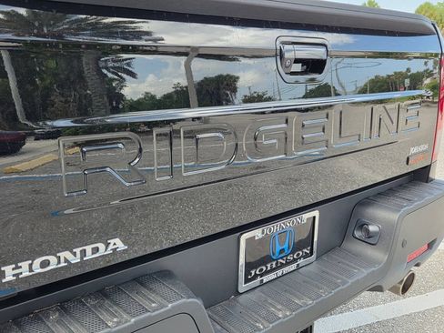 Certified 2024 Honda Ridgeline TrailSport image 16