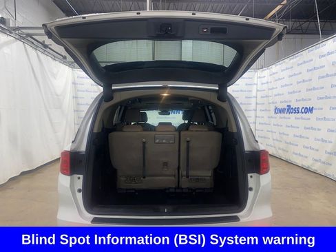 Used 2023 Honda Odyssey EX-L image 13