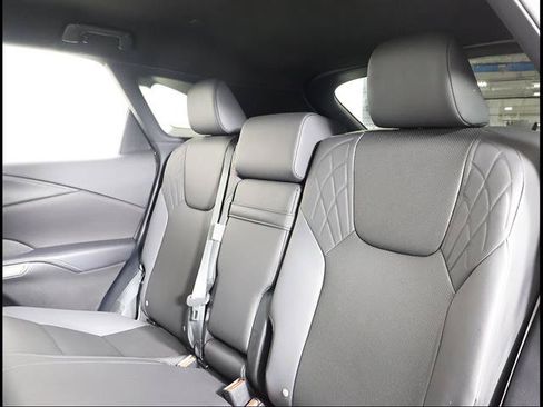 Certified 2023 Lexus RX 350 FWD w/ Accessory Package image 10
