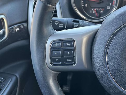 Used 2013 Jeep Grand Cherokee Laredo image 24