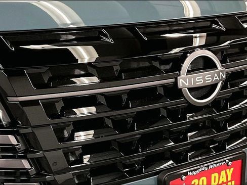 New 2026 Nissan Pathfinder Platinum image 15