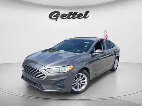 Used 2019 Ford Fusion SE FWD image 1