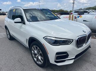 Used 2022 BMW X5 xDrive40i w/ Executive Package AWD/4WD video 3