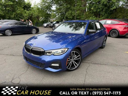 Used 2019 BMW 330i xDrive Sedan w/ M Sport Package AWD/4WD image 1