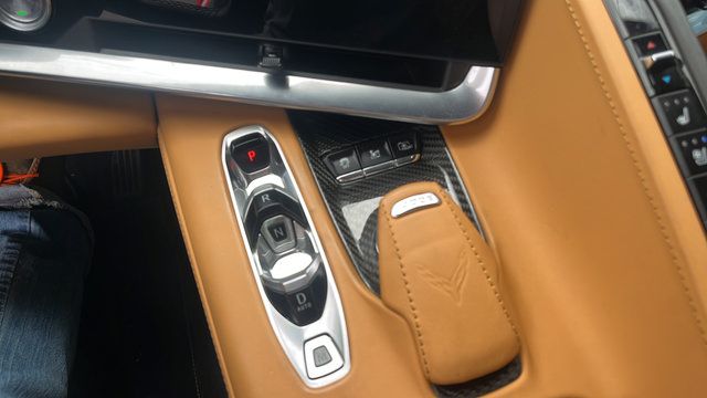 Used 2021 Chevrolet Corvette Stingray Premium Conv w/ Z51 Performance Package RWD image 17